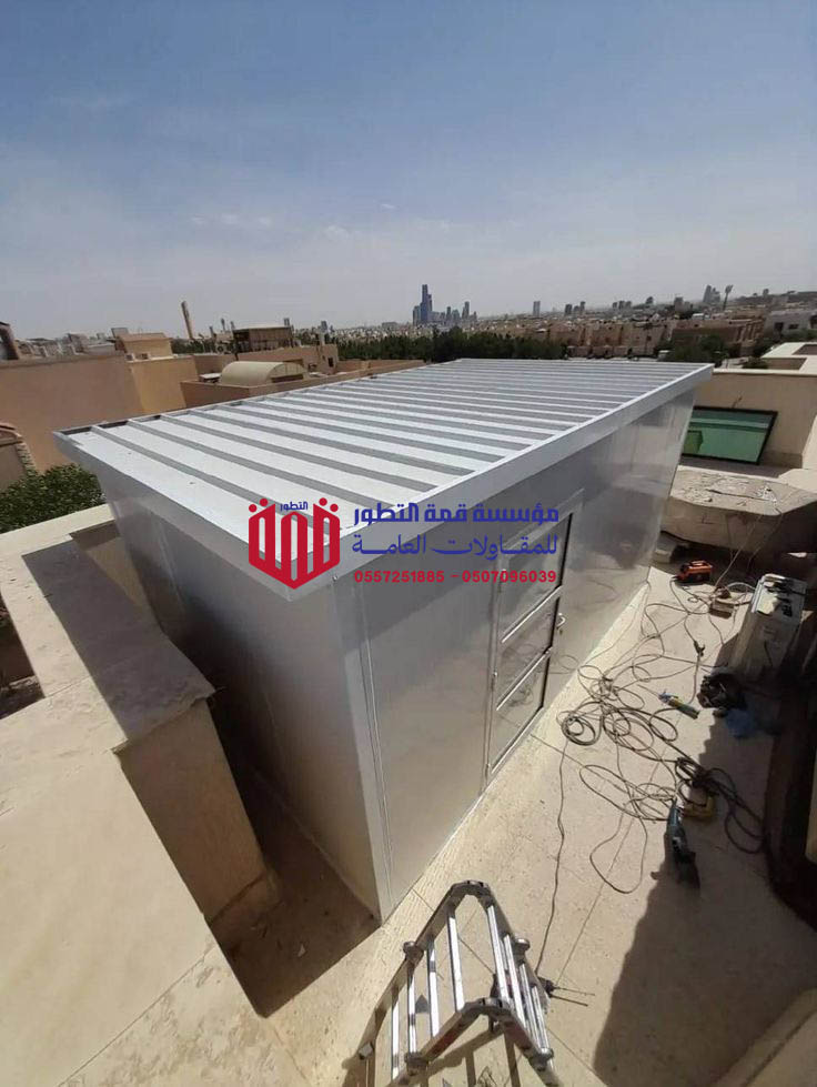 بناء ملحقات ساندوتش بانل