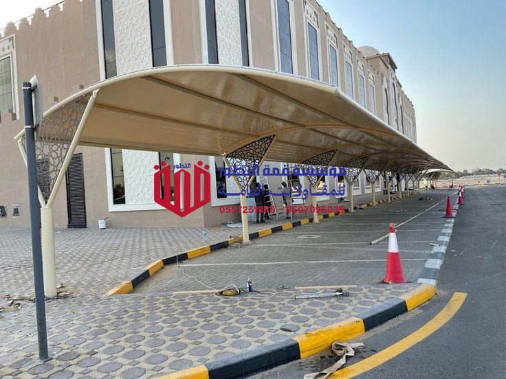 مظلة خارجية